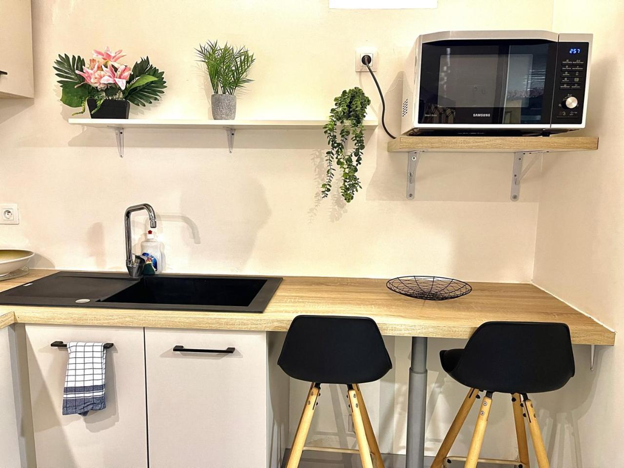Apartament *Le Lotus*Fiber Wifi*Hyper Center* Salon-de-Provence Zewnętrze zdjęcie