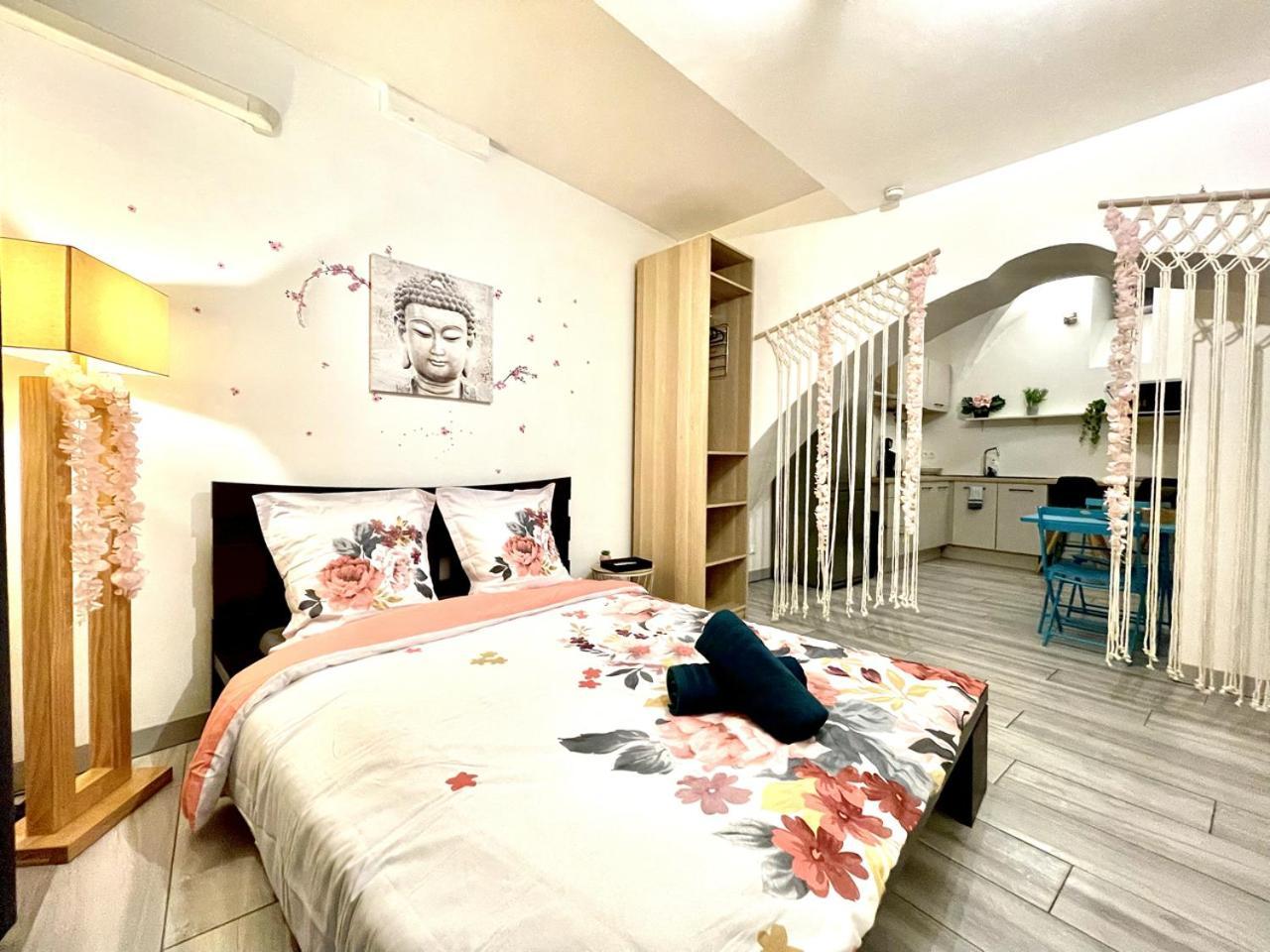 Apartament *Le Lotus*Fiber Wifi*Hyper Center* Salon-de-Provence Zewnętrze zdjęcie