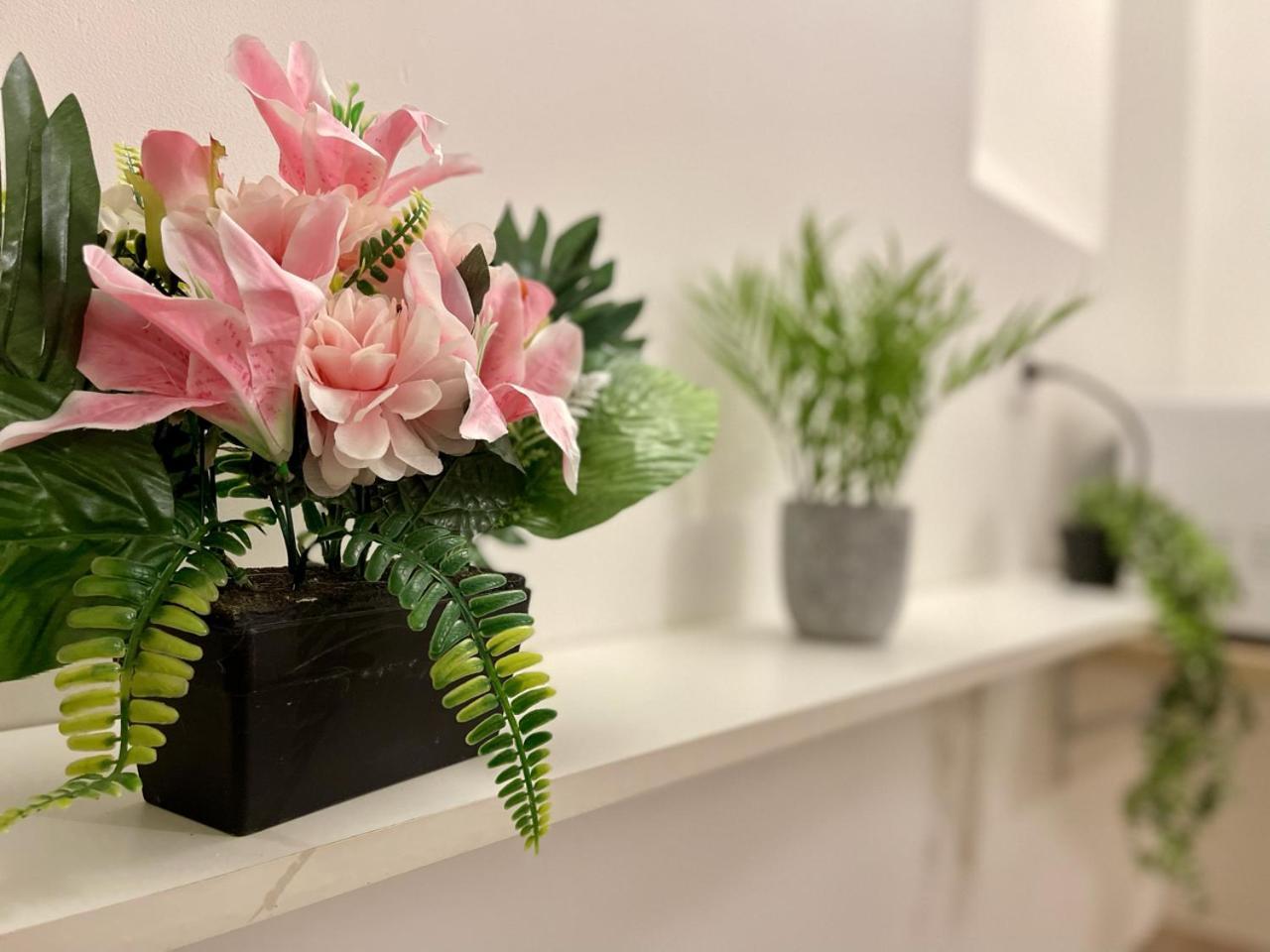 Apartament *Le Lotus*Fiber Wifi*Hyper Center* Salon-de-Provence Zewnętrze zdjęcie